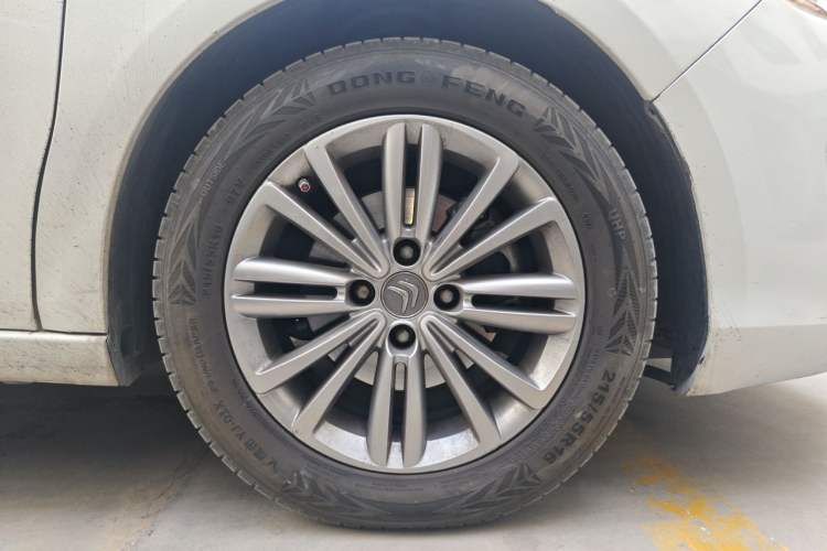 Used Citroen C4L 2013 1.8L Automatic Enjoyment Edition Right Front Wheel Hub