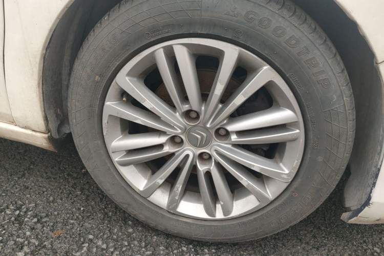 Used Citroen C4L 2013 1.8L Manual Jingxiang Edition Right Front Wheel Hub