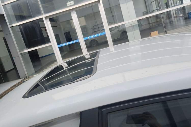 Used Citroen C4L 2013 1.8L Automatic Enjoyment Edition Roof