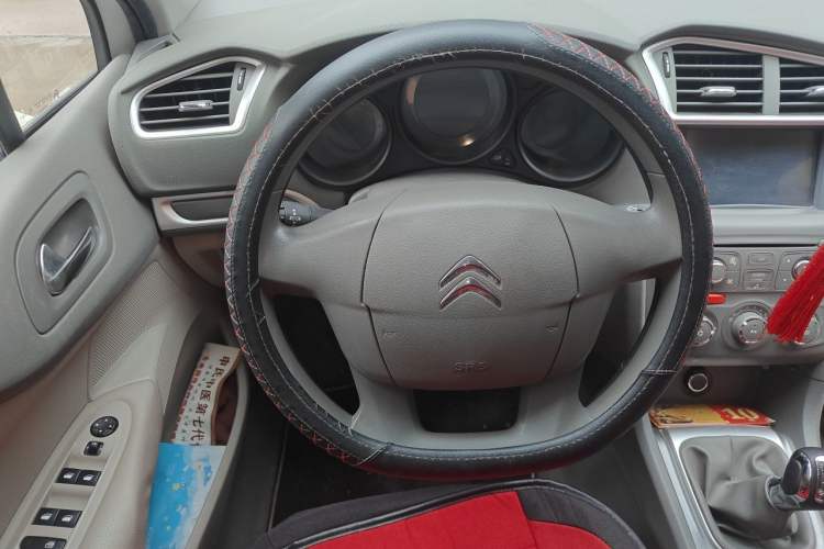 Used Citroen C4L 2013 1.6L Manual Jingxiang Edition Steering Wheel