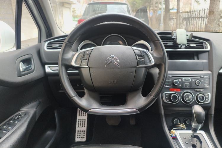 Used Citroen C4L 2013 1.6 THP Automatic Impression Edition Steering Wheel