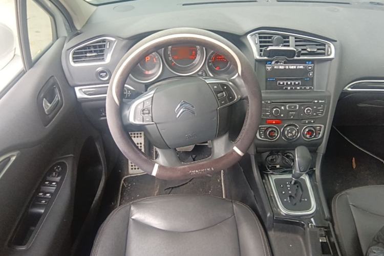 Used Citroen C4L 2013 1.8L Automatic Jingzhi Edition Steering Wheel