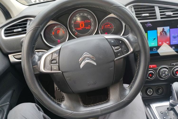 Used Citroen C4L 2013 1.6 THP Automatic Impression Edition Steering Wheel