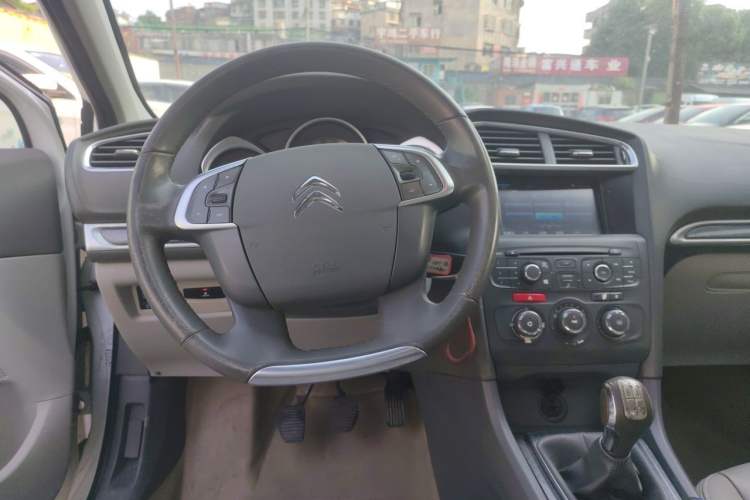 Used Citroen C4L 2013 1.6L Manual Jingzhi Edition Steering Wheel