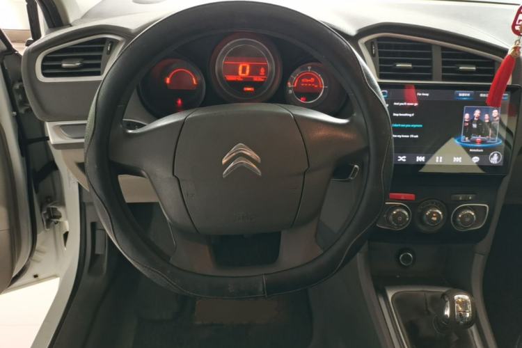 Used Citroen C4L 2013 1.6L Manual Jingxiang Edition Steering Wheel