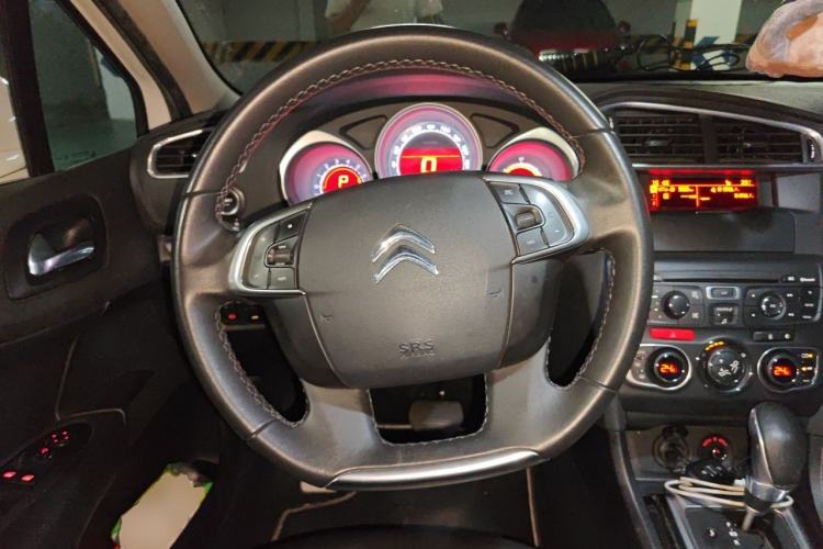 Used Citroen C4L 2013 1.6 THP Automatic Impression Edition Steering Wheel