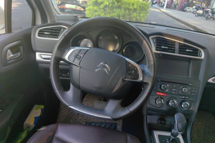 Used Citroen C4L 2013 1.8L Automatic Enjoyment Edition Steering Wheel