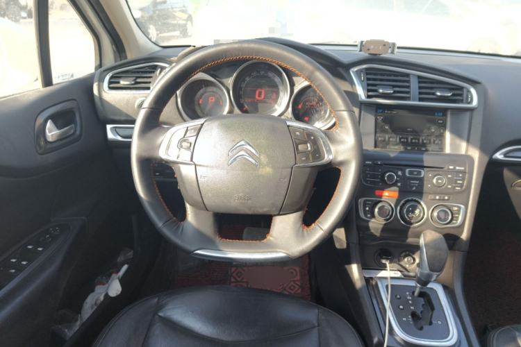 Used Citroen C4L 2013 1.6 THP Automatic Impression Edition Steering Wheel