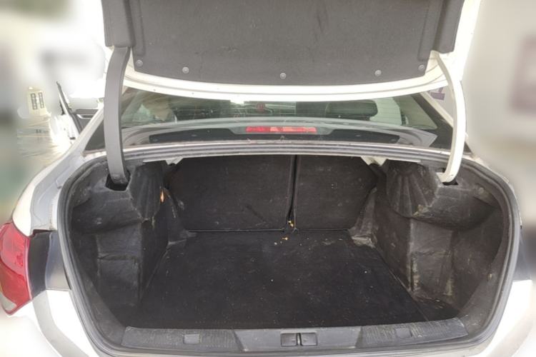 Used Citroen C4L 2013 1.8L Automatic Enjoyment Edition Trunk