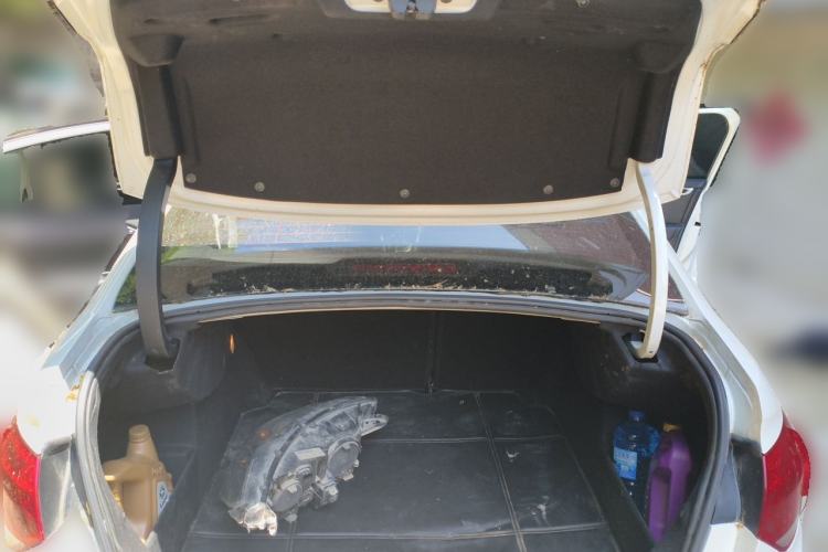 Used Citroen C4L 2013 1.6 THP Automatic Impression Edition Trunk