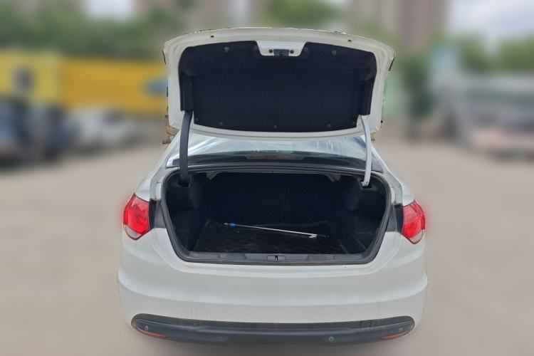 Used Citroen C4L 2013 1.6 THP Automatic Impression Edition Trunk