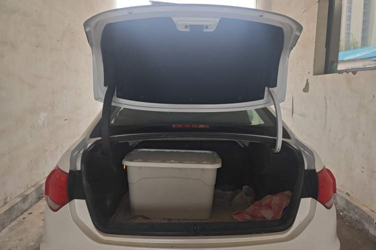Used Citroen C4L 2013 1.8L Manual Jingxiang Edition Trunk