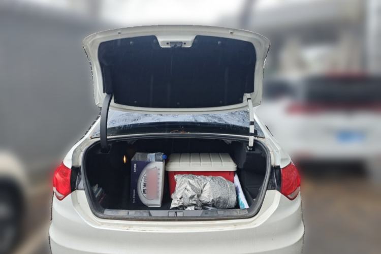 Used Citroen C4L 2013 1.6THP Automatic Dynamic Edition Trunk