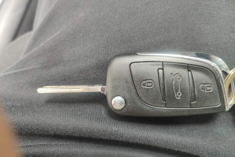 Used Citroen C4L 2013 1.8L Automatic Enjoyment Edition Vehicle Key