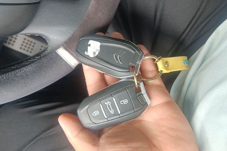 Used Citroen C4L 2013 1.8L Automatic Jingzhi Edition Vehicle Key