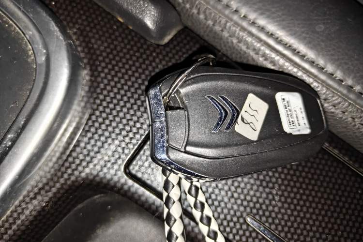 Used Citroen C4L 2013 1.6THP Automatic Dynamic Edition Vehicle Key