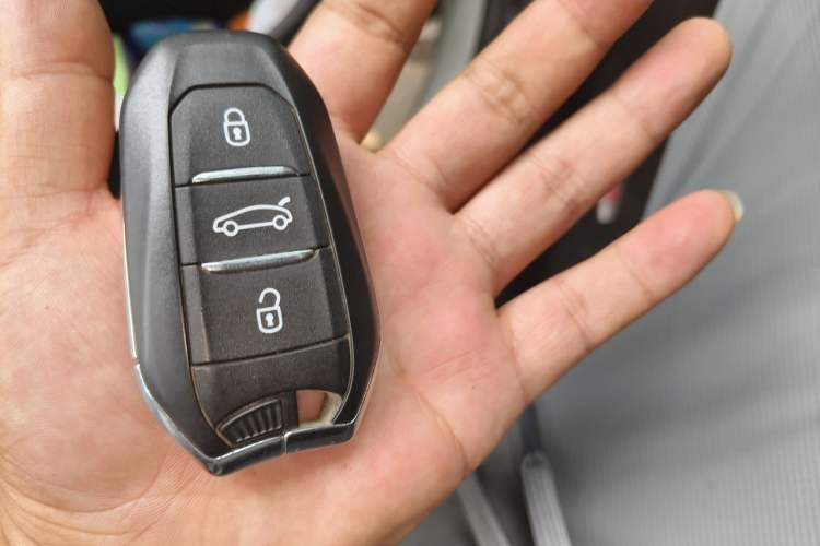 Used Citroen C4L 2013 1.8L Automatic Jingzhi Edition Vehicle Key