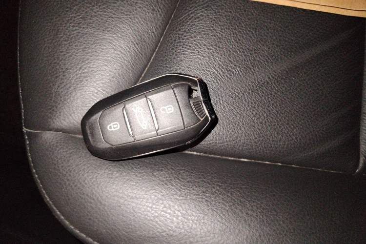 Used Citroen C4L 2013 1.6THP Automatic Dynamic Edition Vehicle Key