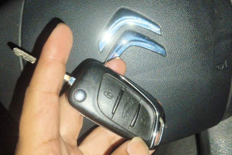 Used Citroen C4L 2013 1.8L Automatic Enjoyment Edition Vehicle Key