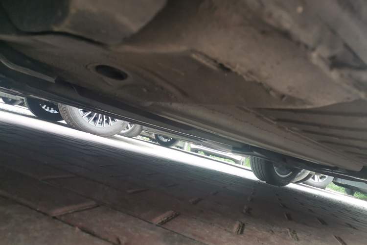 Used Citroen C4L 2013 1.8L Automatic Enjoyment Edition Chassis Front Left