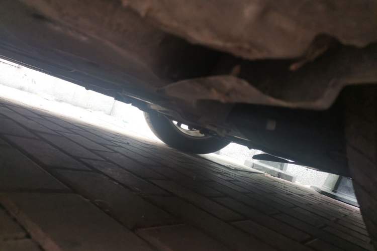 Used Citroen C4L 2013 1.8L Automatic Enjoyment Edition Chassis Front Right