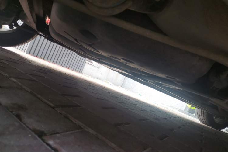 Used Citroen C4L 2013 1.8L Automatic Enjoyment Edition Chassis Rear Right