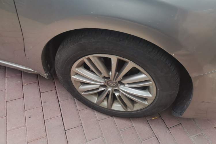Used Citroen C4L 2013 1.8L Automatic Enjoyment Edition Right Front Wheel Hub