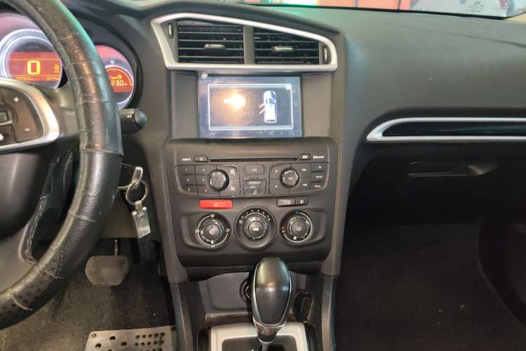 Used Citroen C4L 2014 1.8L Intelligent Drive Automatic Enjoyment Model Audio And AC Panel