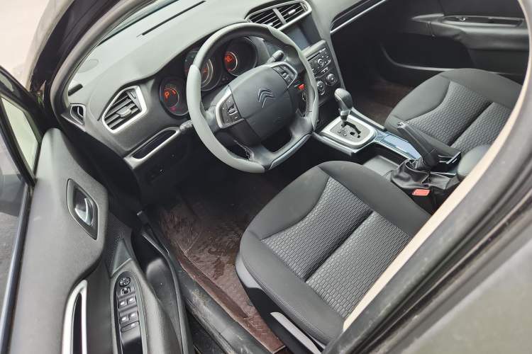 Used Citroen C4L 2014 1.8L Intelligent Drive Automatic Enjoyment Model Driver Seat