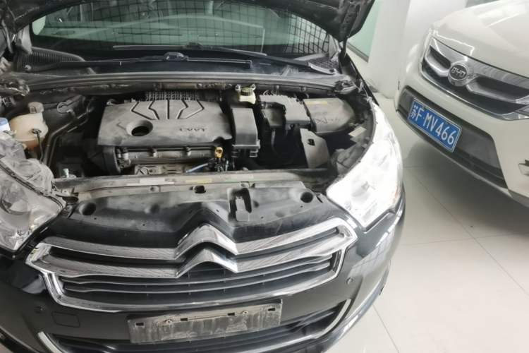 Used Citroen C4L 2014 1.8L Intelligent Drive Manual Enjoyment Model Engine Bay Left
