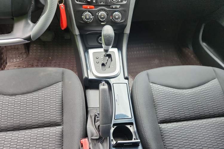 Used Citroen C4L 2014 1.8L Intelligent Drive Automatic Enjoyment Model Gear Lever