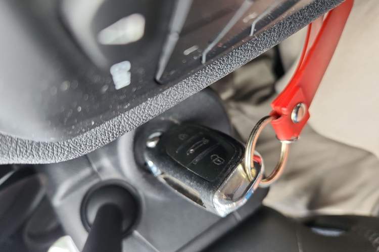 Used Citroen C4L 2014 1.8L Intelligent Drive Automatic Enjoyment Model Vehicle Key