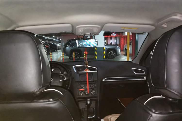 Used Citroen C4L 2014 1.8L Intelligent Drive Manual Enjoyment Model Headliner