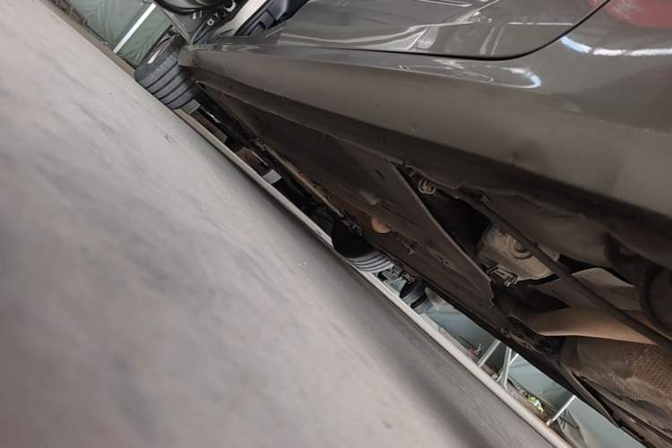 Used Citroen C4L 2014 1.8L Intelligent Drive Manual Enjoyment Model Left Side Sill