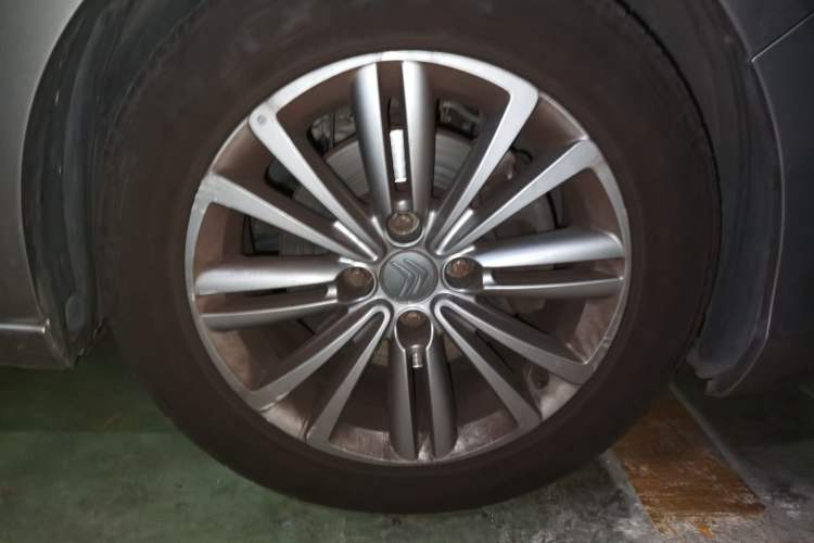 Used Citroen C4L 2014 1.8L Intelligent Drive Manual Enjoyment Model Right Front Wheel Hub