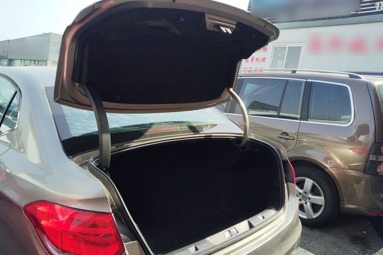 Used Citroen C4L 2014 1.8L Intelligent Drive Automatic Enjoyment Model Trunk