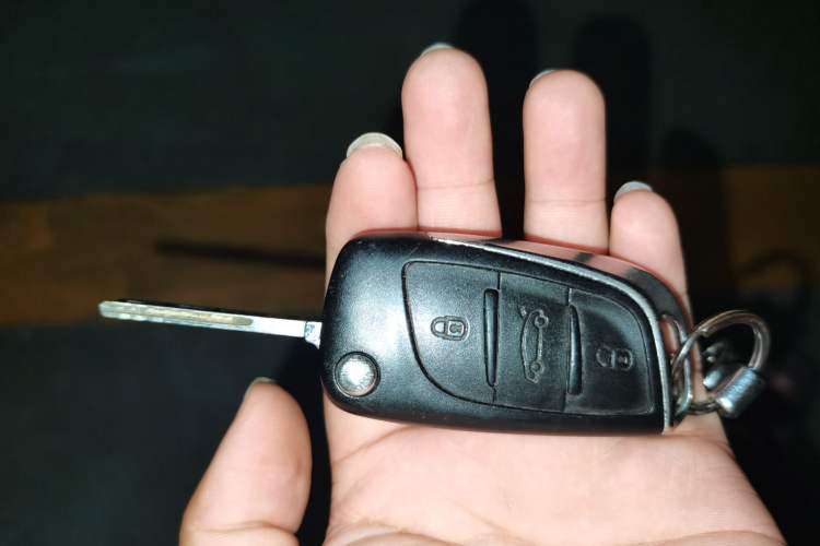 Used Citroen C4L 2014 1.8L Intelligent Drive Manual Enjoyment Model Vehicle Key