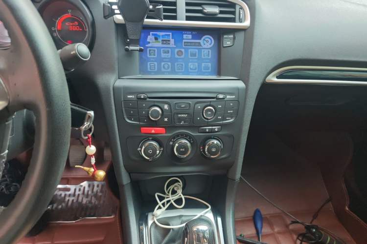 Used Citroen C4L 2014 1.8L Intelligent Drive Manual Enjoyment Model Audio And AC Panel