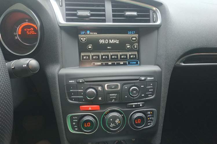 Used Citroen C4L 2014 1.6THP Intelligent Drive Automatic Dynamic Model Audio And AC Panel