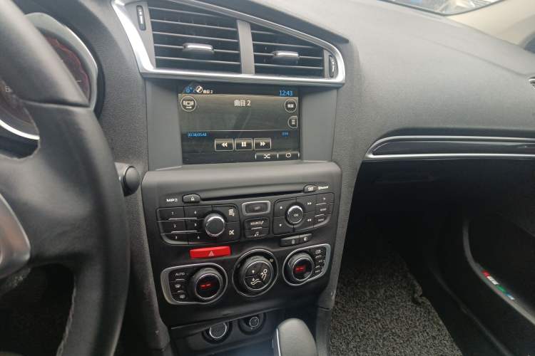 Used Citroen C4L 2014 1.6THP Intelligent Drive Automatic Dynamic Model Audio And AC Panel