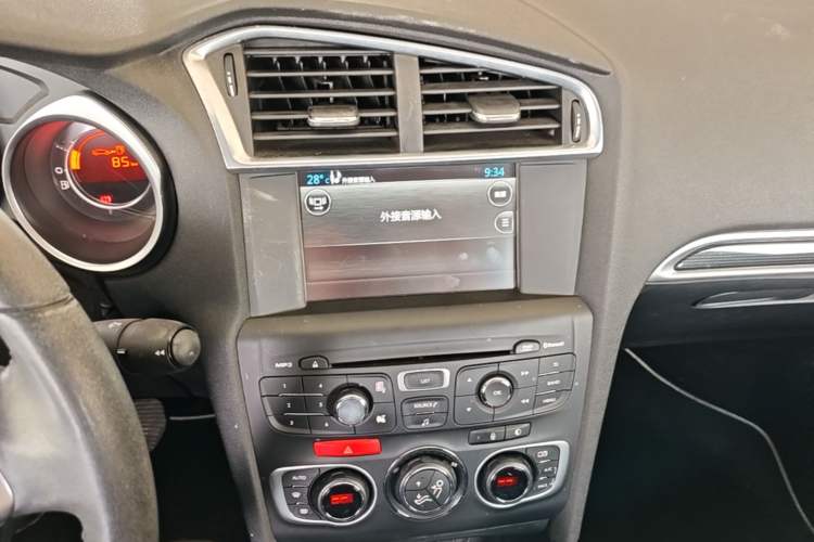 Used Citroen C4L 2014 1.6THP Intelligent Drive Automatic Dynamic Model Audio And AC Panel