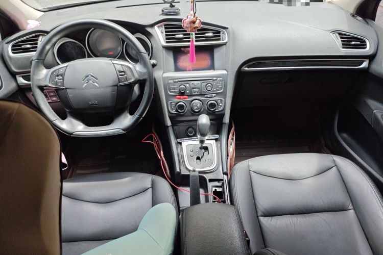 Used Citroen C4L 2014 1.8L Intelligent Drive Automatic Dynamic Model Center Console