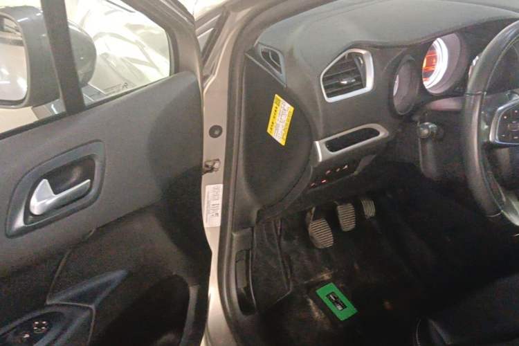 Used Citroen C4L 2014 1.8L Intelligent Drive Manual Enjoyment Model Driver Seat