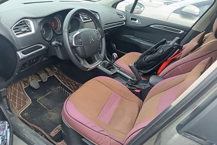 Used Citroen C4L 2014 1.8L Intelligent Drive Manual Enjoyment Model Driver Seat