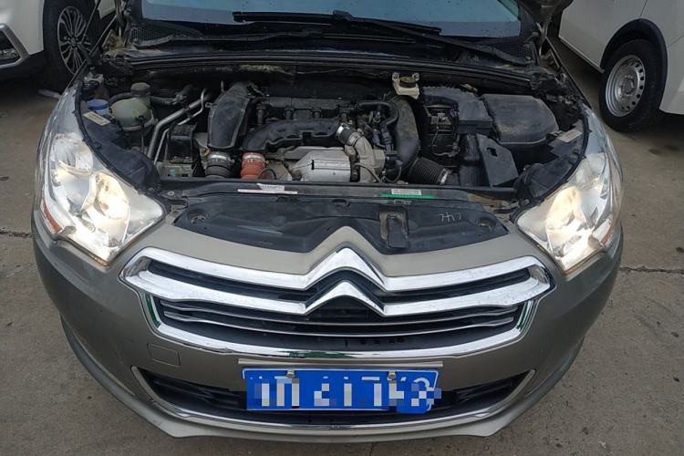Used Citroen C4L 2014 1.6THP Intelligent Drive Automatic Dynamic Model Engine Bay