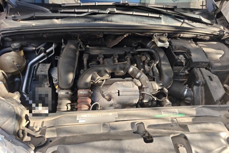 Used Citroen C4L 2014 1.6THP Intelligent Drive Automatic Dynamic Model Engine Bay