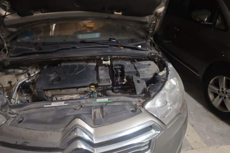 Used Citroen C4L 2014 1.8L Intelligent Drive Automatic Enjoyment Model Engine Bay Left