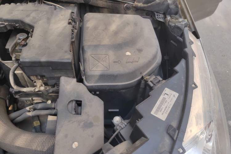 Used Citroen C4L 2014 1.8L Intelligent Drive Automatic Enjoyment Model Engine Bay Left