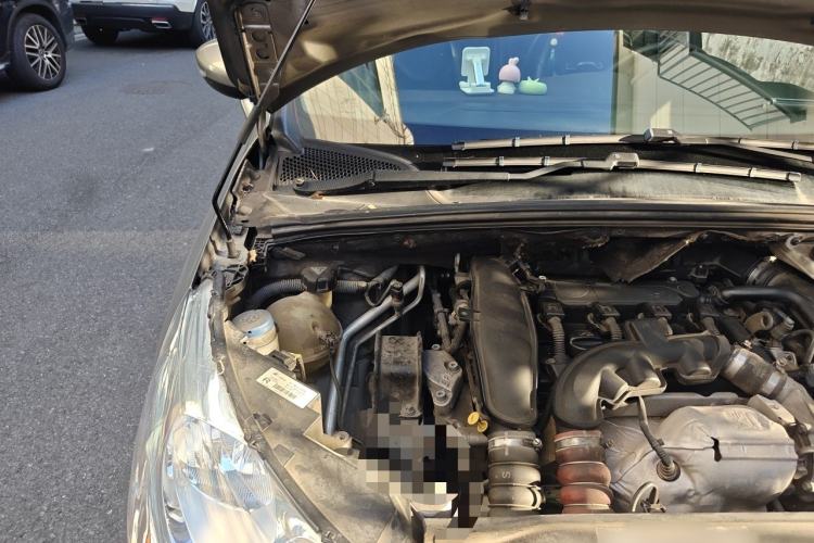 Used Citroen C4L 2014 1.6THP Intelligent Drive Automatic Dynamic Model Engine Bay Right