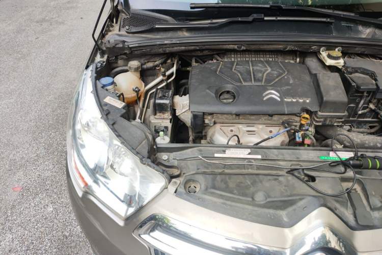 Used Citroen C4L 2014 1.8L Intelligent Drive Automatic Dynamic Model Engine Bay Right